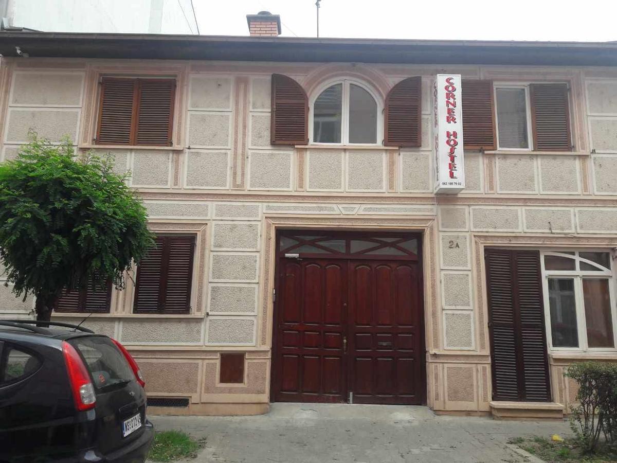 Hostel Corner 021 Novi Sad Exterior foto