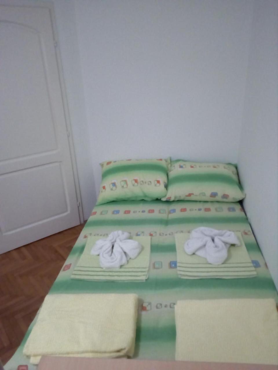 Hostel Corner 021 Novi Sad Exterior foto